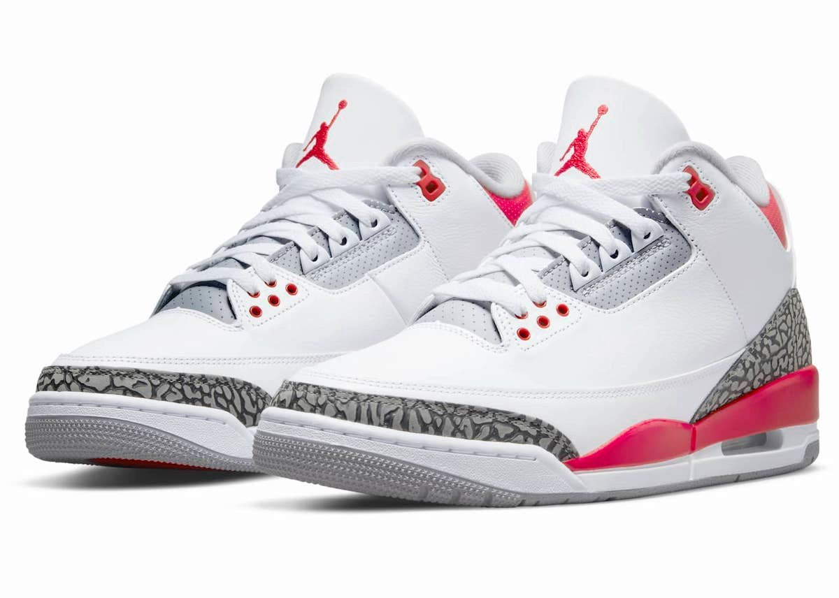 AIR JORDAN 3 RETRO OG "FIRE RED" 2022 sẽ phát hành vào 6 tháng 8