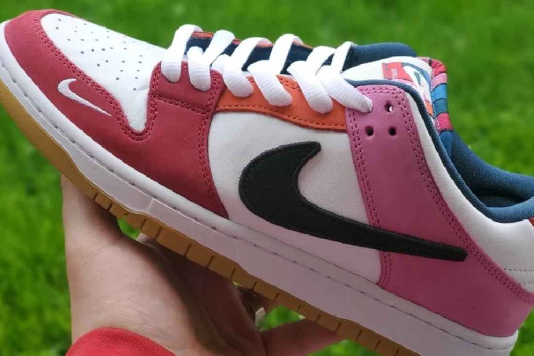 Only 120 pairs of the Parra x Nike SB Dunk Low 'Friends and Family' will be released.