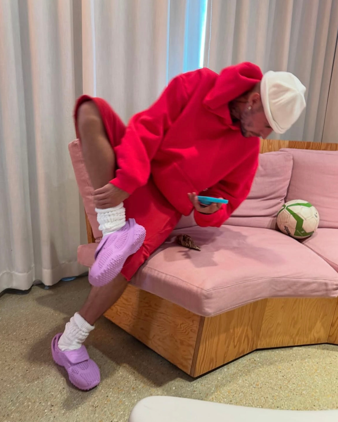 JUSTIN BIEBER RA MẮT MẪU GIÀY MỚI CỦA THƯƠNG HIỆU SKYLRK