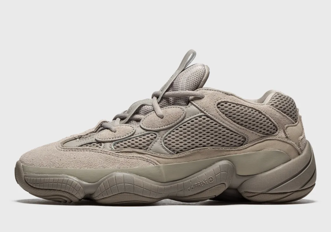 Adidas Yeezy 500 "Ash Grey" sẽ ra mắt vào ngày mai