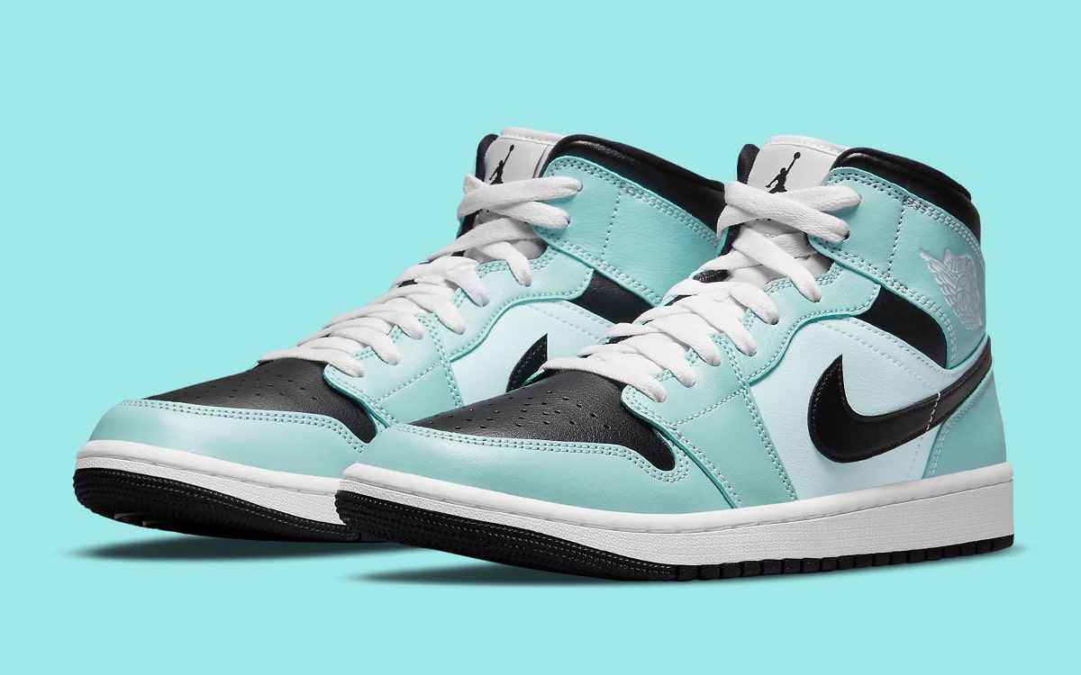 The Air Jordan 1 Mid "Light Dew" is about to land.