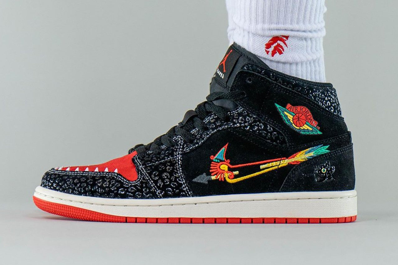 On-Foot Look: Air Jordan 1 Mid "SiEMPRE Familia"