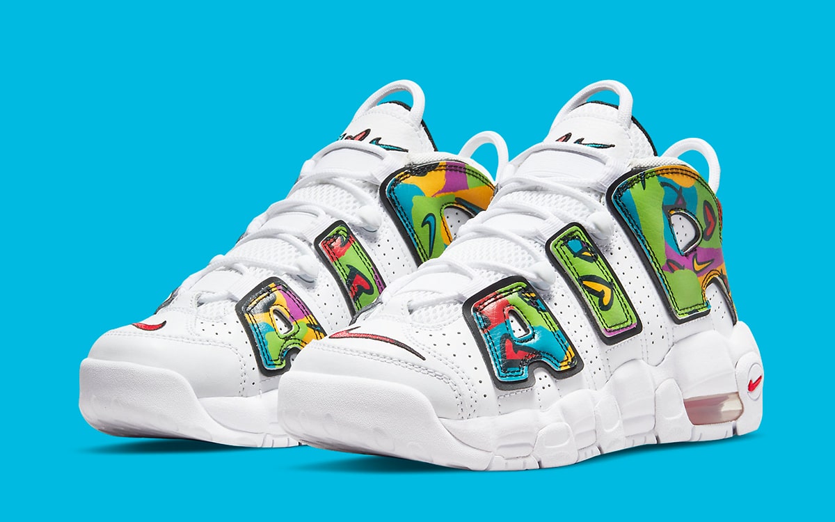 Nike Air More Uptempo với diện mạo "Peace, Love, Swoosh" cực độc đáo