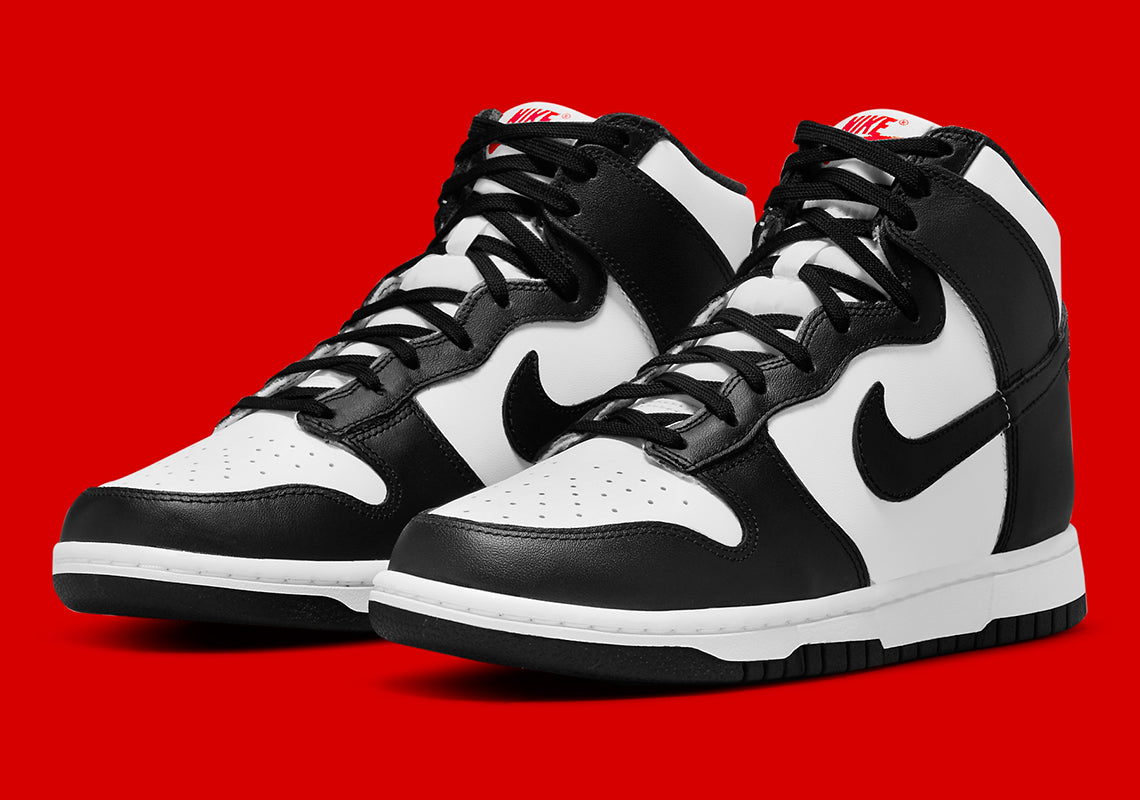 New images of the upcoming Dunk High “Black-White”.