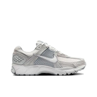 Nike Zoom Vomero 5 - Pure Platinum Platinum Tint Wolf Grey Summit White (Women's)