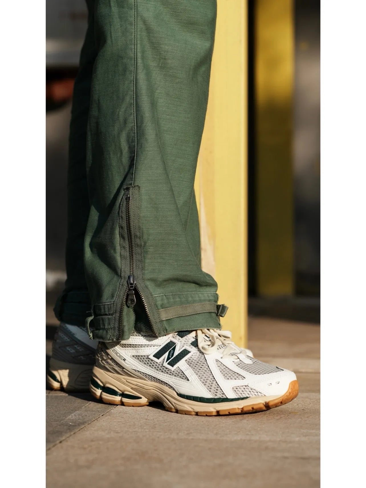 New Balance 1906R - White Green Cream