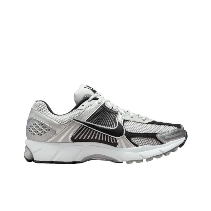 Nike Zoom Vomero 5 - Metallic Silver Black
