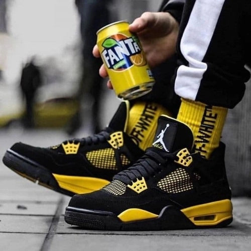 Jordan 4 Retro - Thunder (2023) (GS)