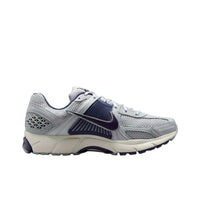 Nike Zoom Vomero 5 - Yankees