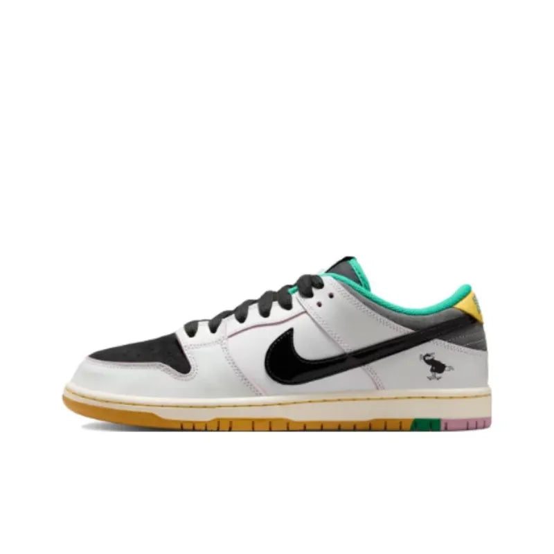 Nike SB Dunk Low - CSEF