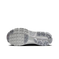 Nike Zoom Vomero 5 - Pure Platinum Platinum Tint Wolf Grey Summit White (Women's)