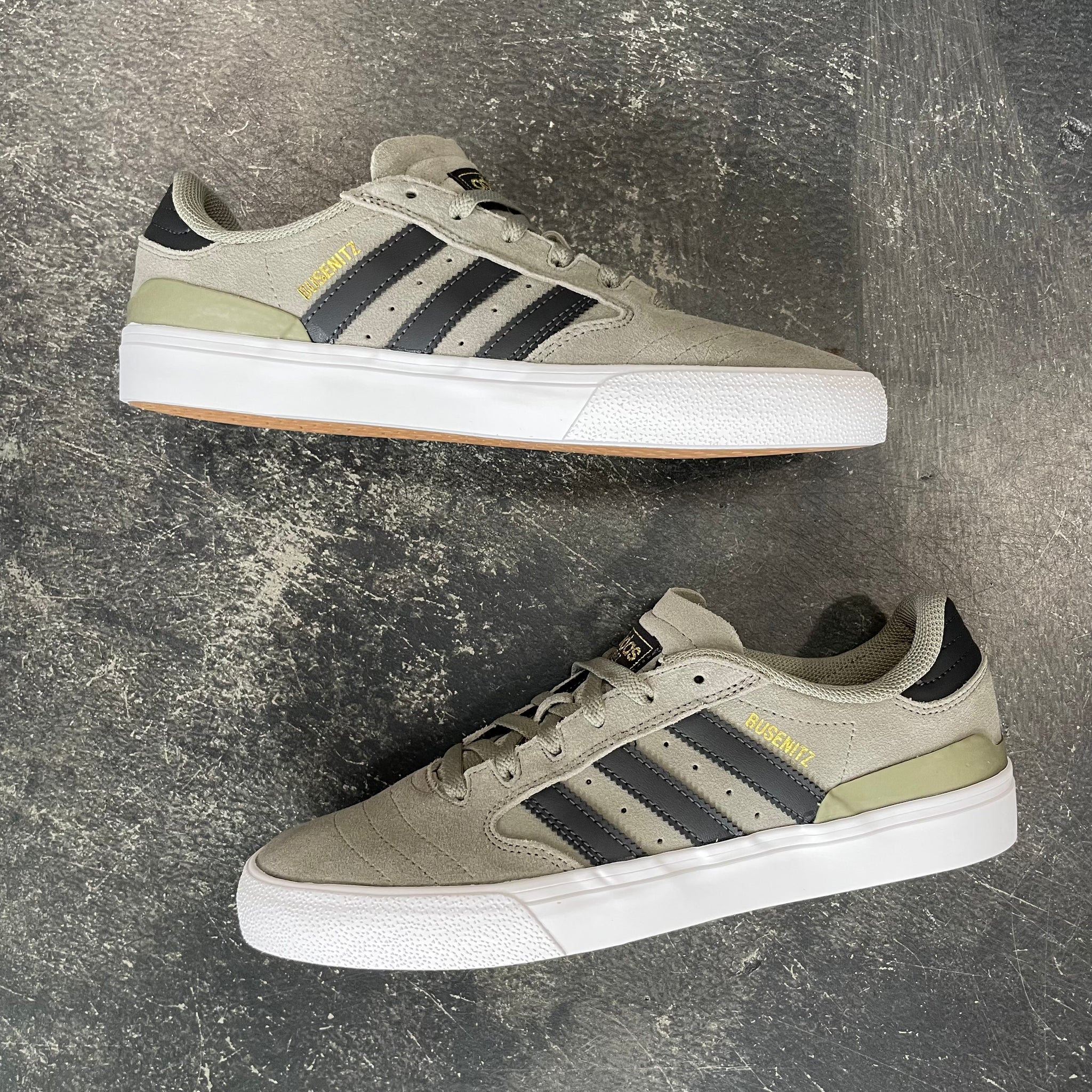 adidas Busenitz Vulc II - Silver Pebble Carbon Gold Metallic