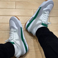 Jordan 4 RM - Pine Green
