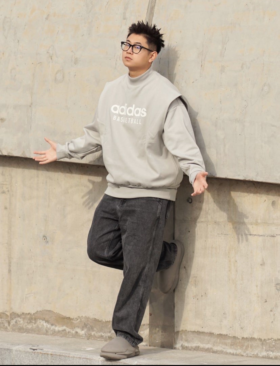Adidas Originals Adidas Basketball Chapter 1 Vests Unisex - Gray
