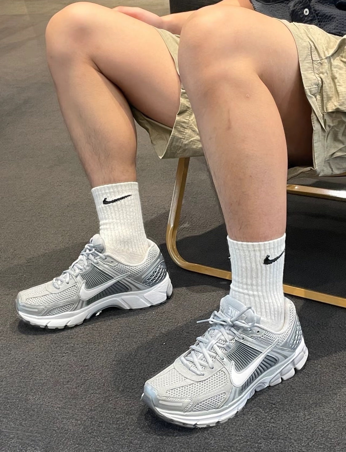 Nike Zoom Vomero 5 - Cool Grey