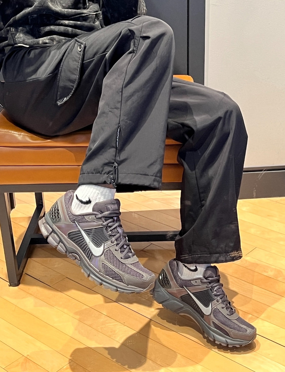 Nike Zoom Vomero 5 - Cave Stone