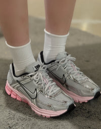 Nike Zoom Vomero 5 - Photon Dust Pink Foam (Women's)