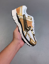 Nike Zoom Vomero 5 - Metallic Gold (Women's)