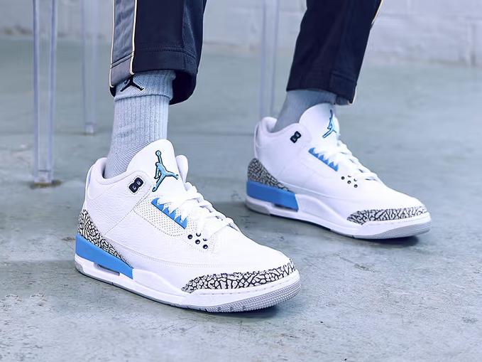 Jordan 3 Retro - UNC (2020)