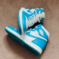 Jordan 1 Retro High OG - UNC