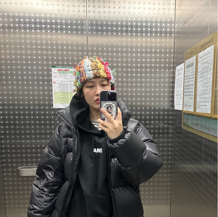 Supreme Hand Tied Beani - Multicolor