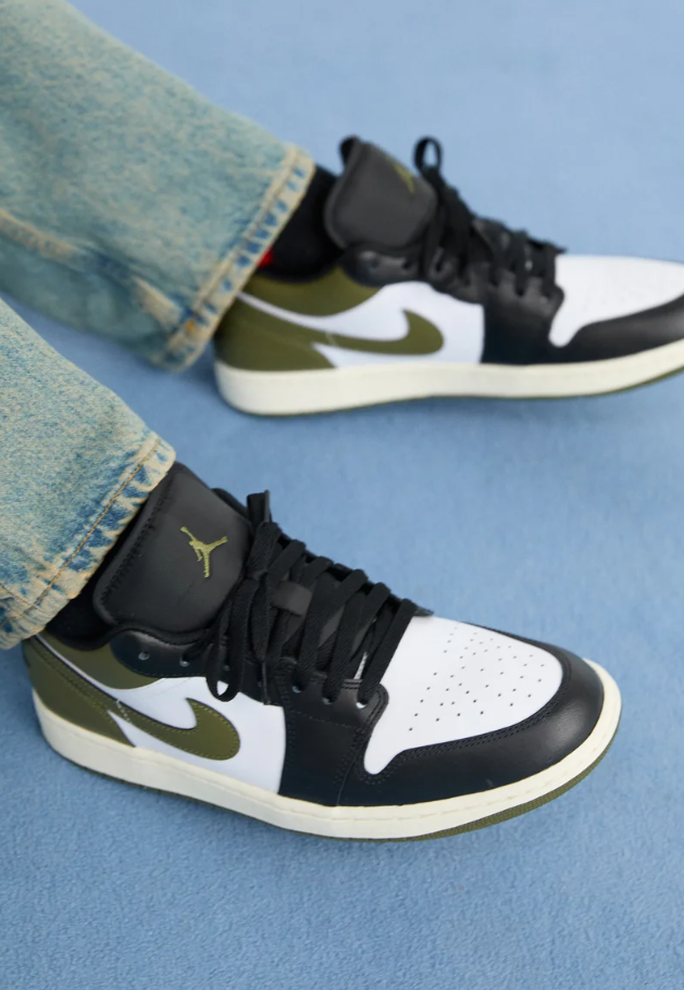 Jordan 1 Low - Black Toe Medium Olive