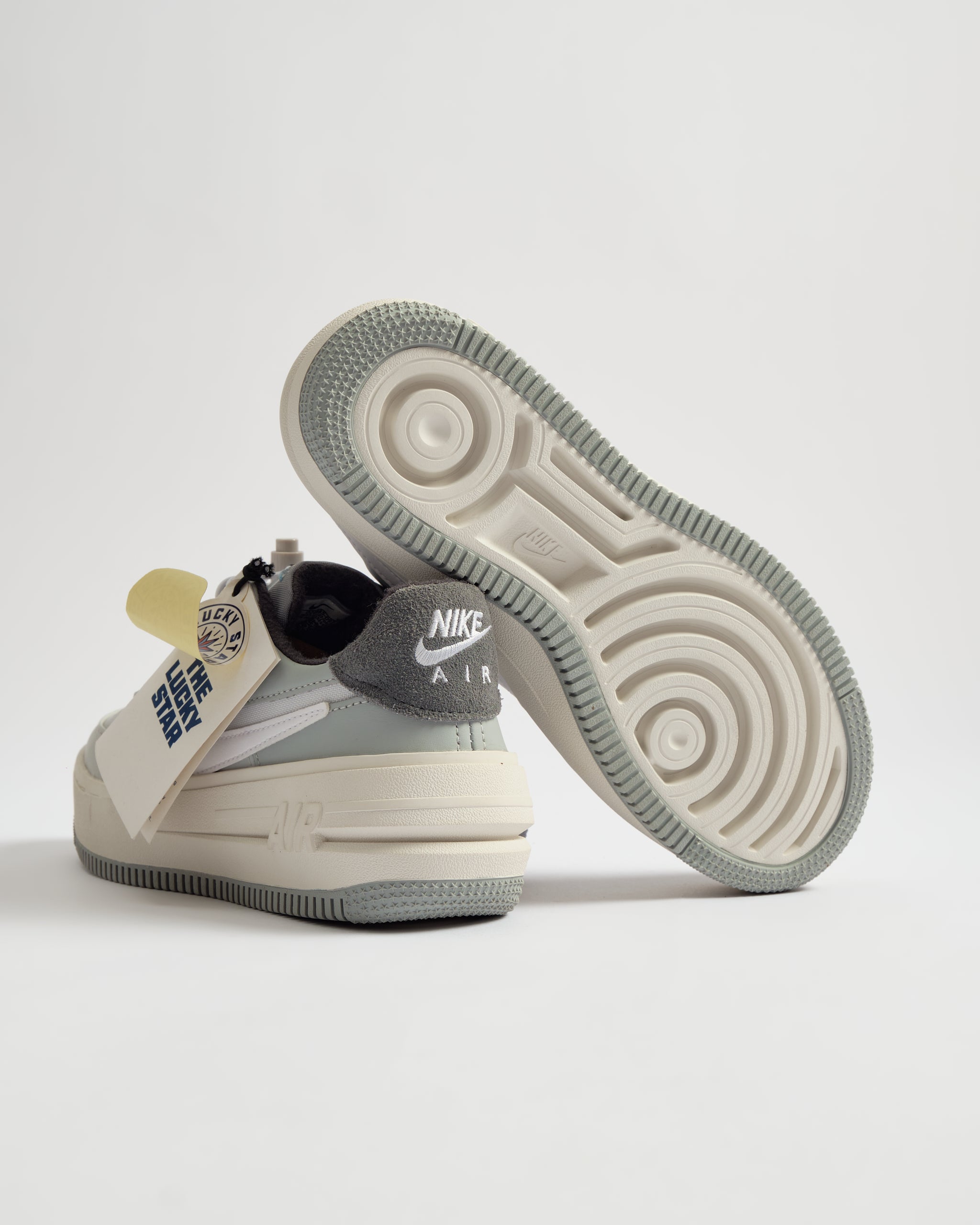 Nike Women's Air Force 1 PLT.AF.ORM LV8-GREY WHITE