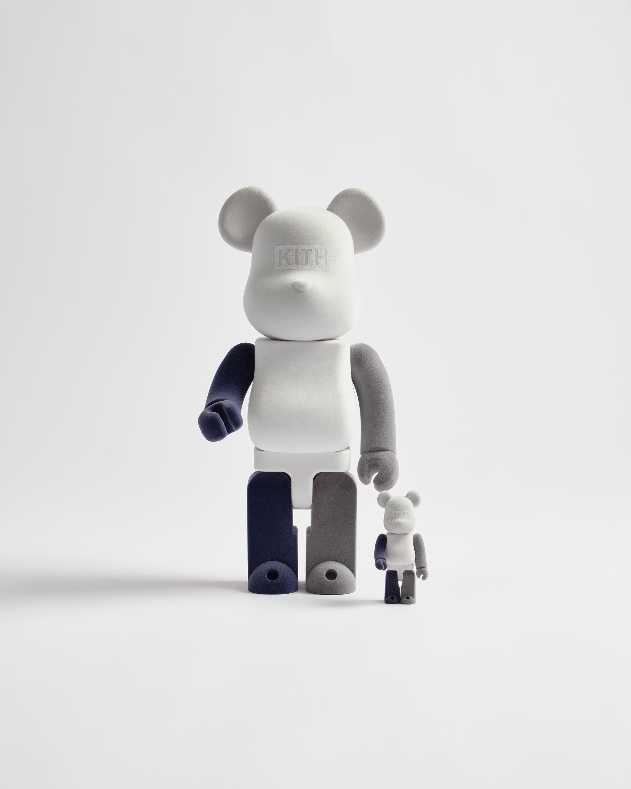 Kith Kithmas 2021 Bearbrick 100% &amp; 400% Set - Concrete