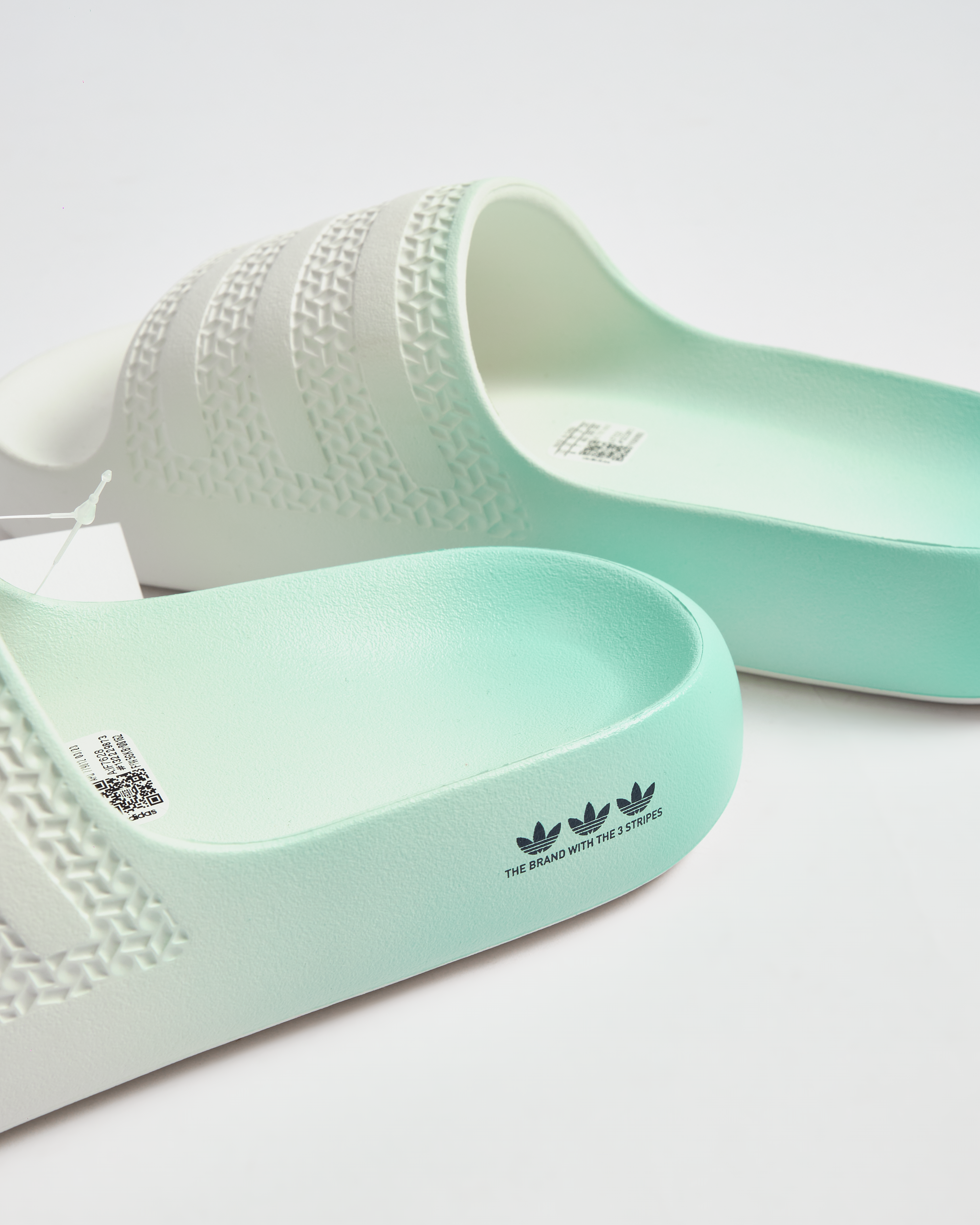 ADILETTE AYOON SLIDES-White Tint / Clear Mint / Collegiate Navy