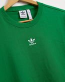 ADICOLOR ESSENTIALS REGULAR TEE-GREEN