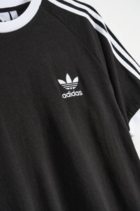 ADICOLOR CLASSICS 3-STRIPES TEE-BLACK