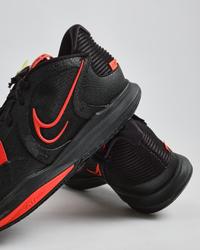 Nike Kyrie Low 5-Black Bright Crimson