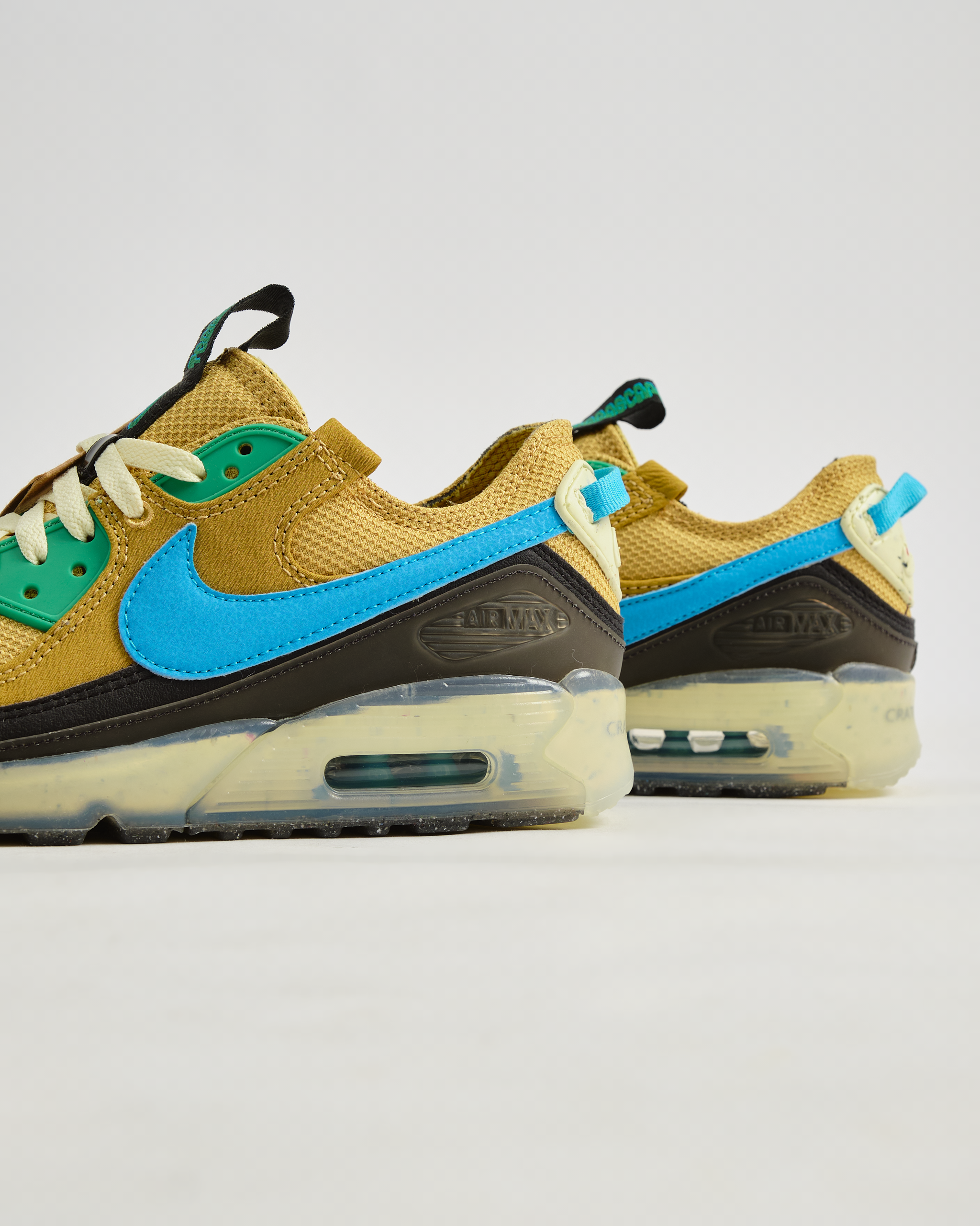 Nike Air Max Terrascape 90-Wheat Gold Stadium Green