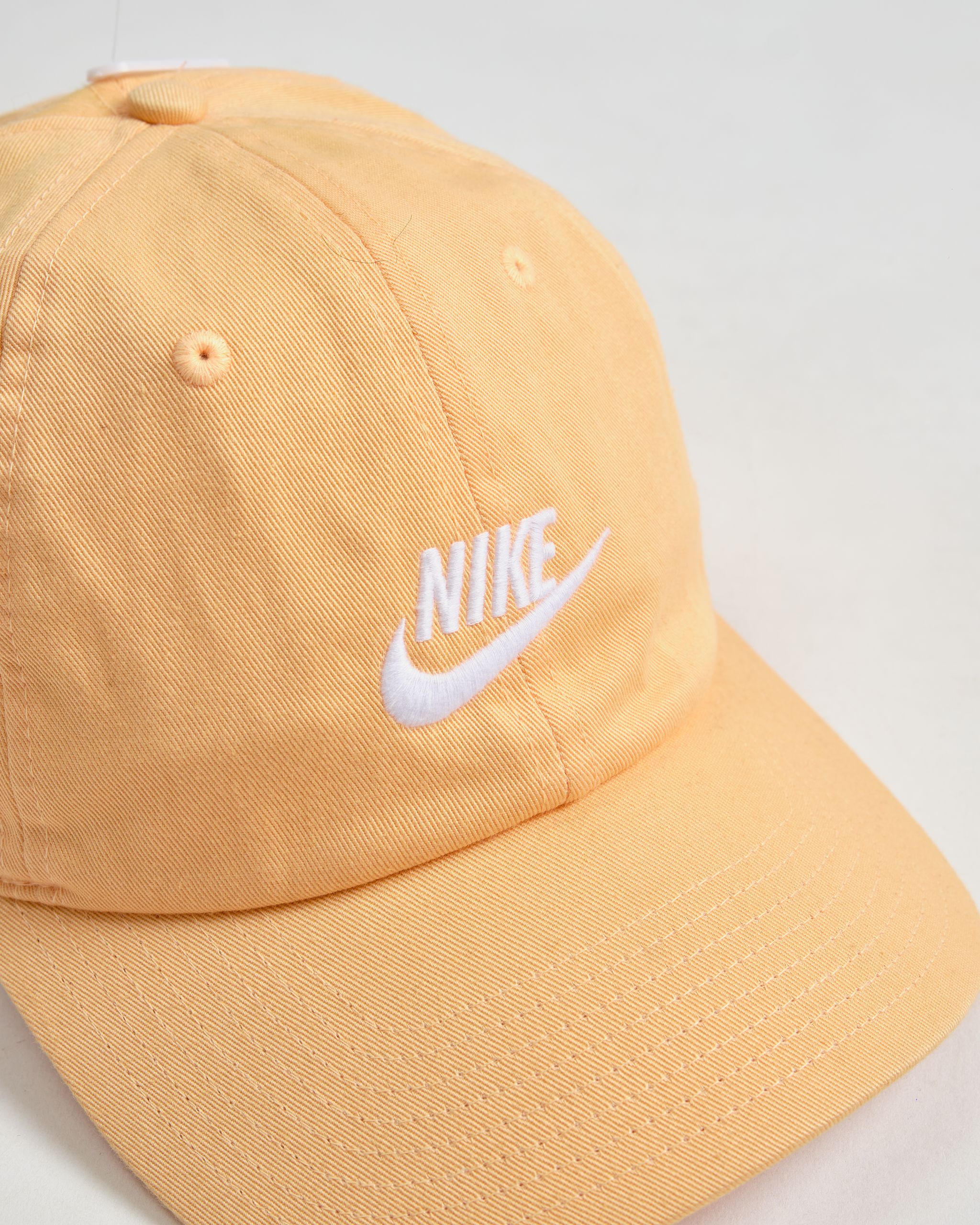 Nike Sportswear Heritage 86 Futura Washed Hat Strapback-Orange