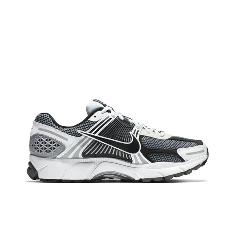 Nike Zoom Vomero 5 SE SP - Dark Grey Black White