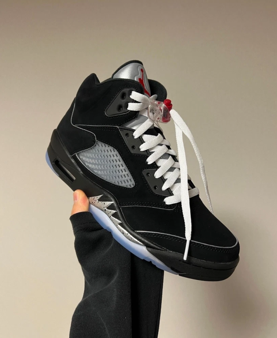 Jordan 5 Retro OG - Black Metallic Reimagined