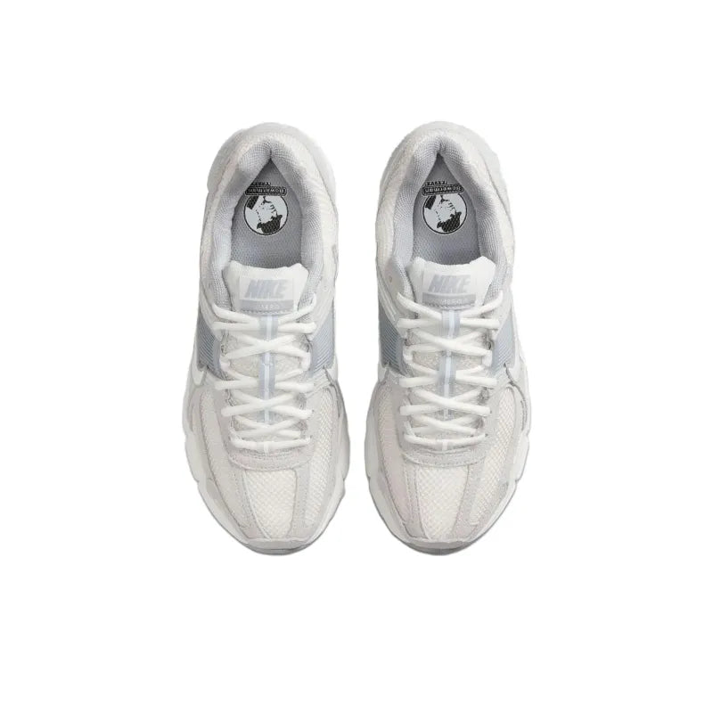 Nike Zoom Vomero 5 - Pure Platinum Platinum Tint Wolf Grey Summit White (Women's)