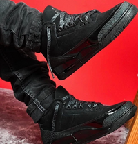 Jordan 3 Retro - Black Cat (2025)