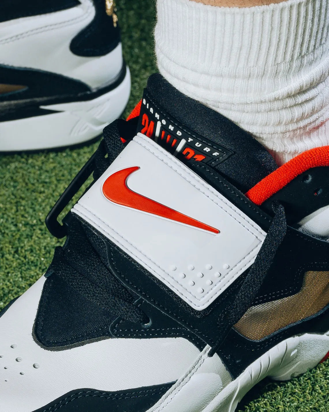 Nike Air Diamond Turf - 49ers (2025)