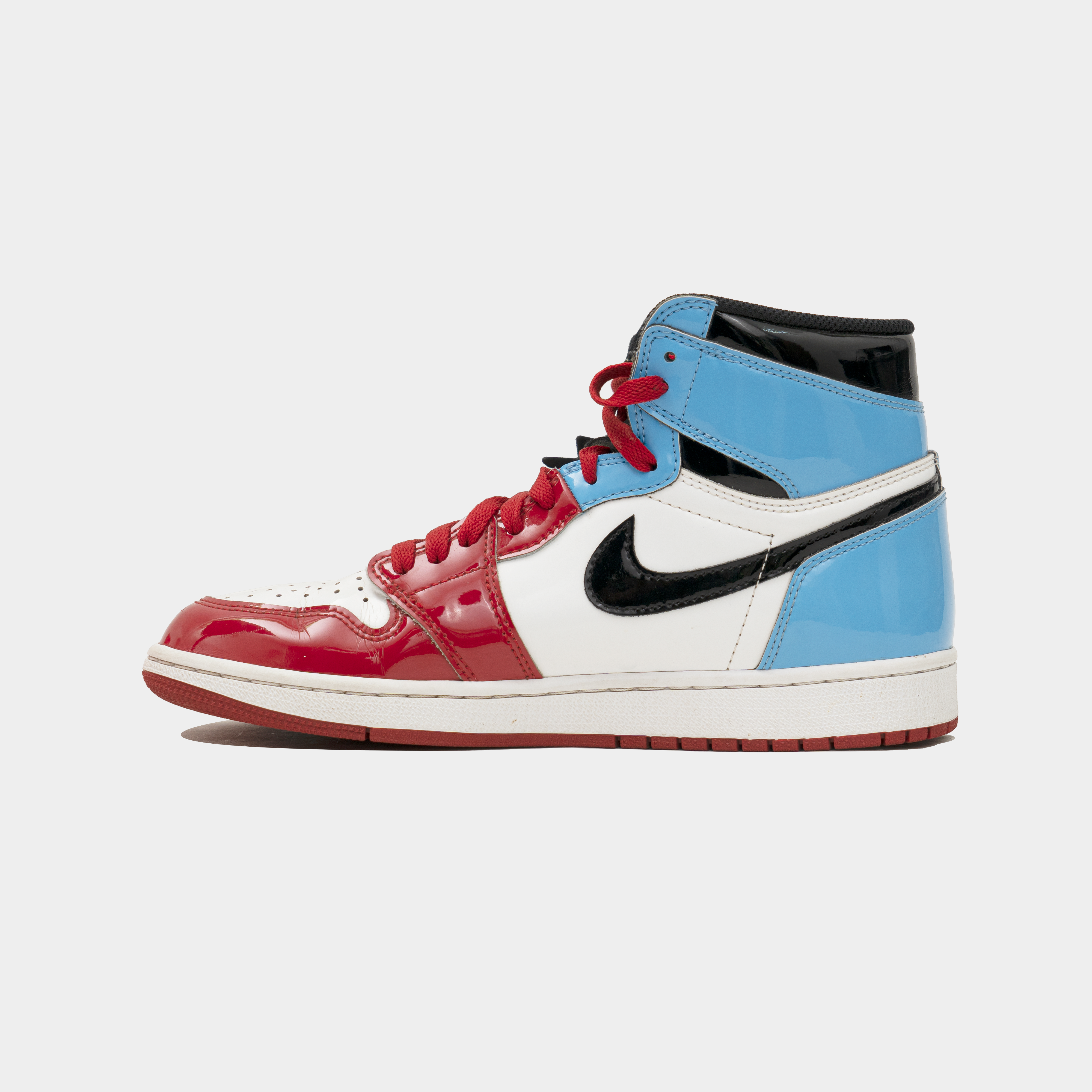 Jordan 1 Retro High Fearless UNC Chicago