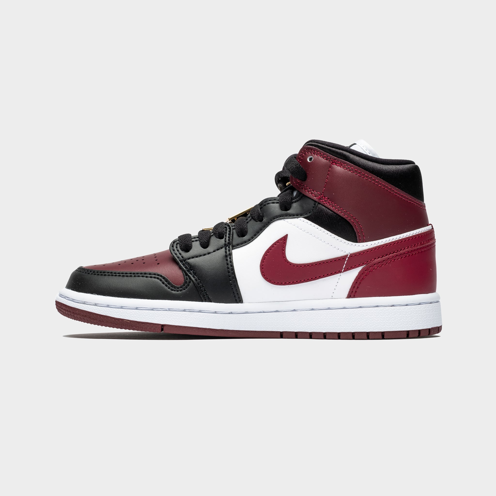 Jordan 1 Mid Dark Beetroot