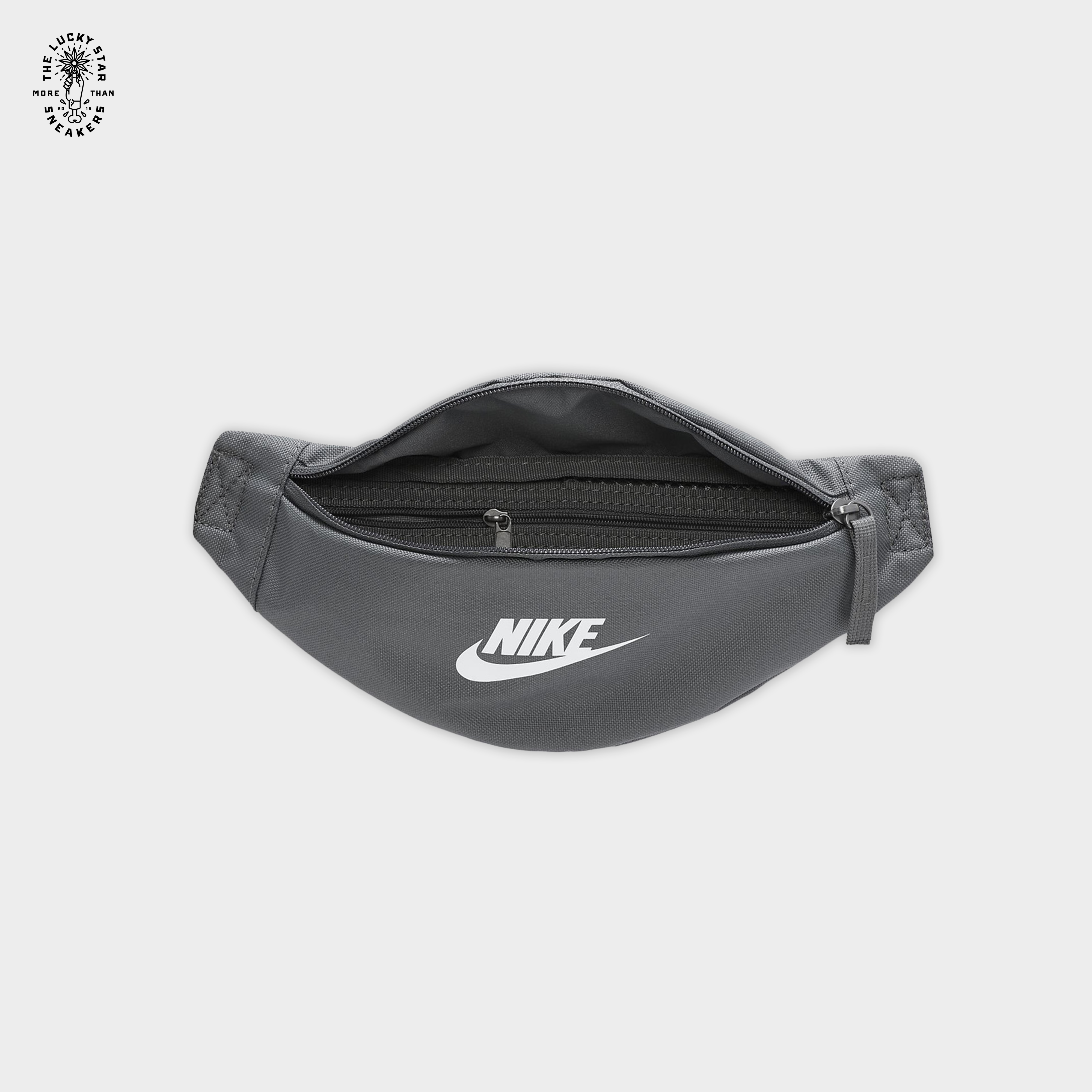 Nike Sportswear Heritage Women's Hip Pack