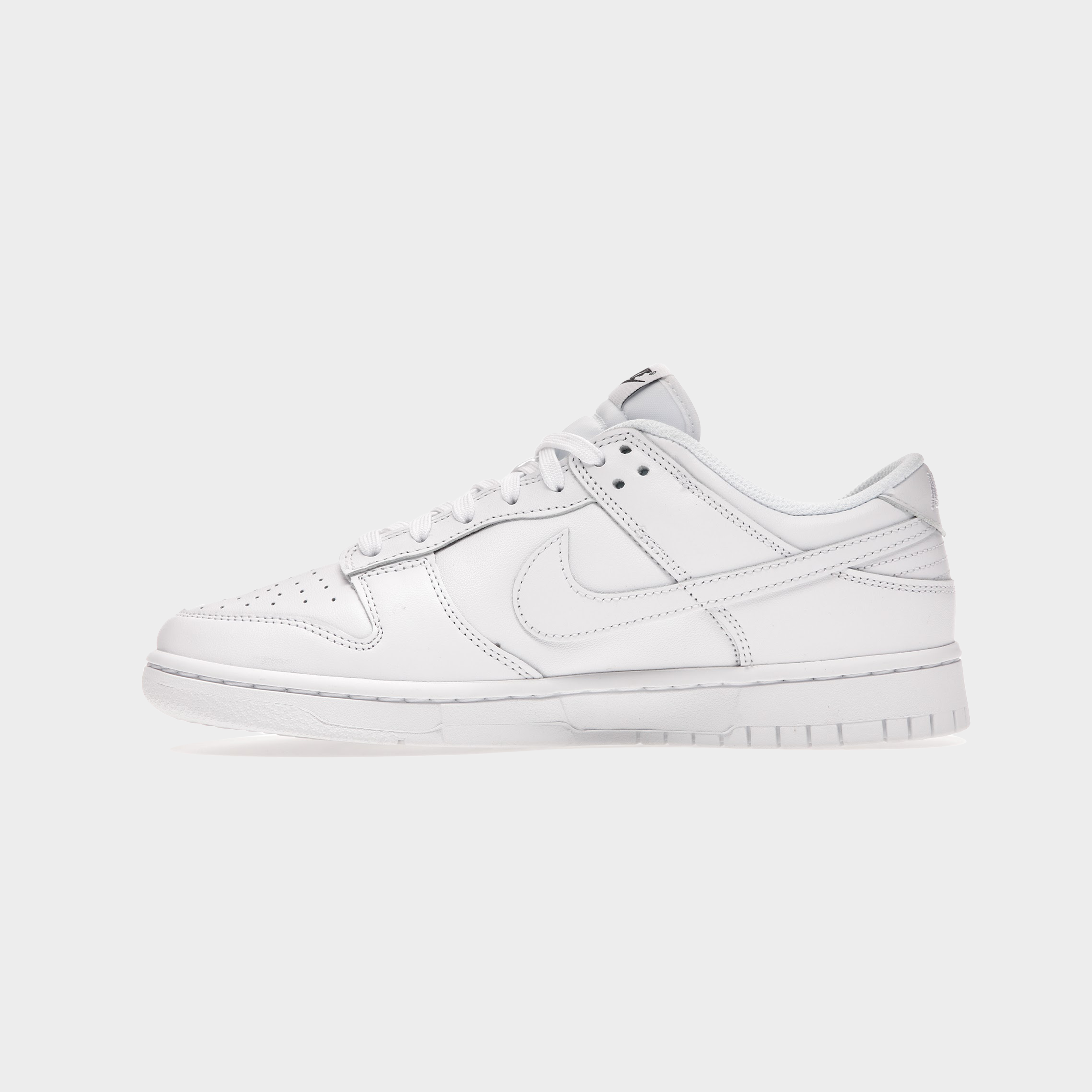 Nike Dunk Low Triple White (2021)