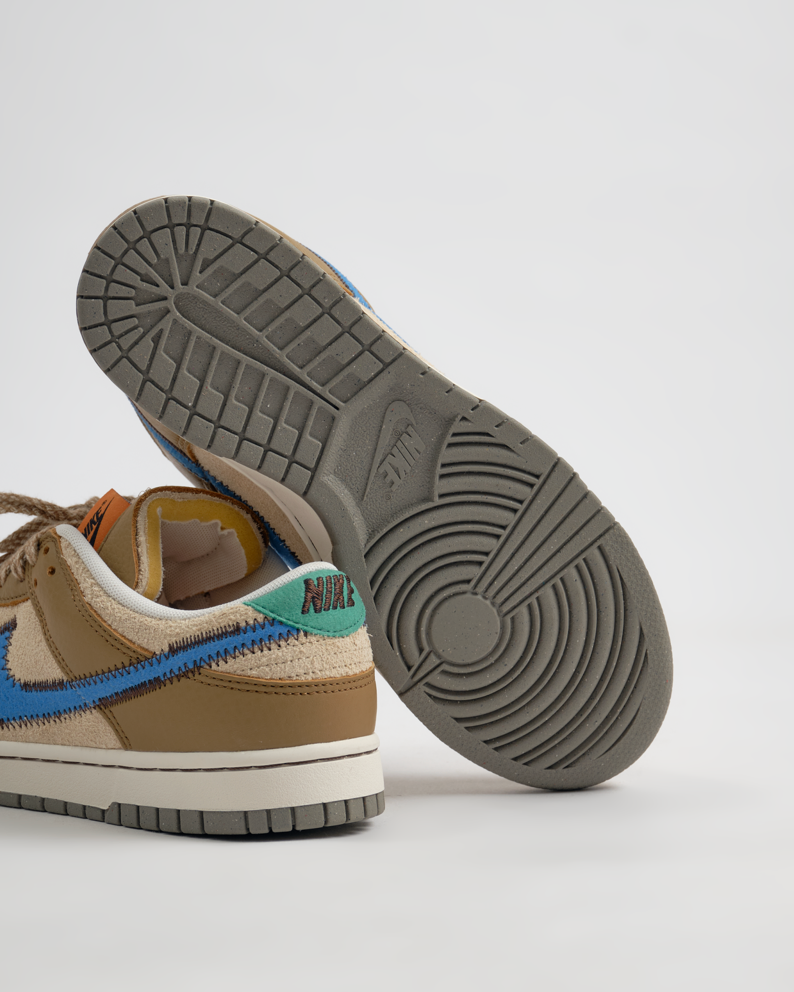 Nike Dunk Low - size? Dark Driftwood